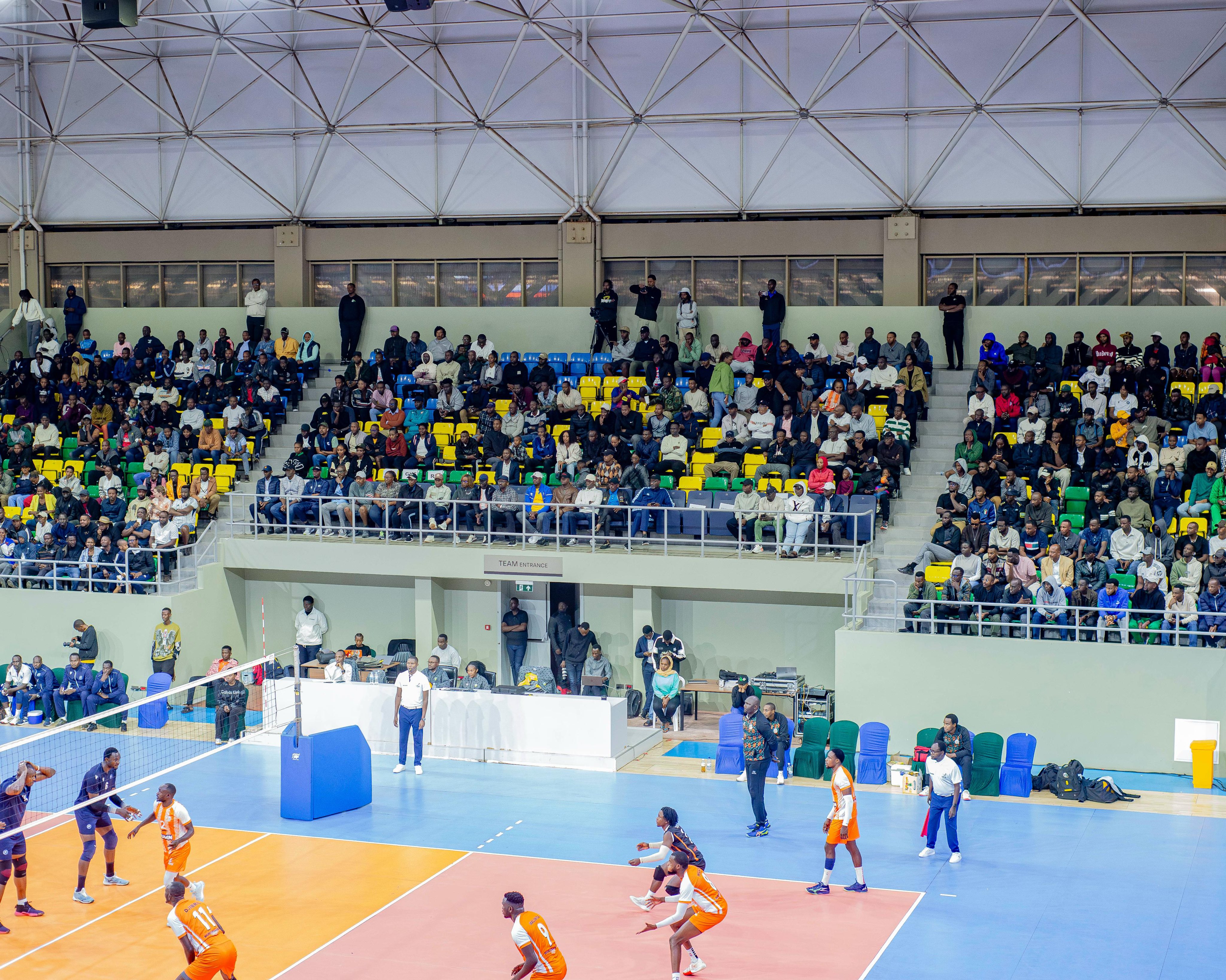 Petit Stade irimo kwakira imikino ya Kamarampaka