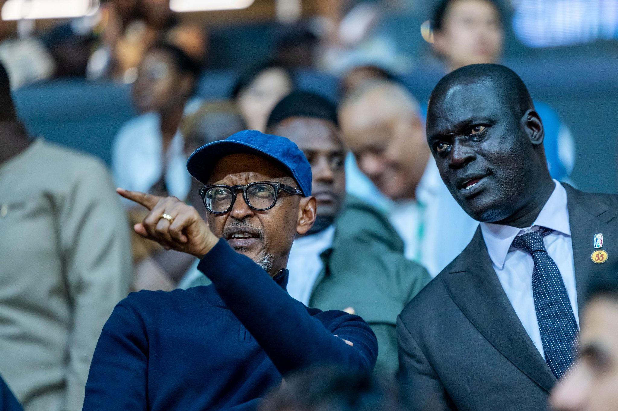 Perezida Kagame ari mu bitabiriye umukino wahuje ikipe ya RSSB-Tigers na FUS Rabat