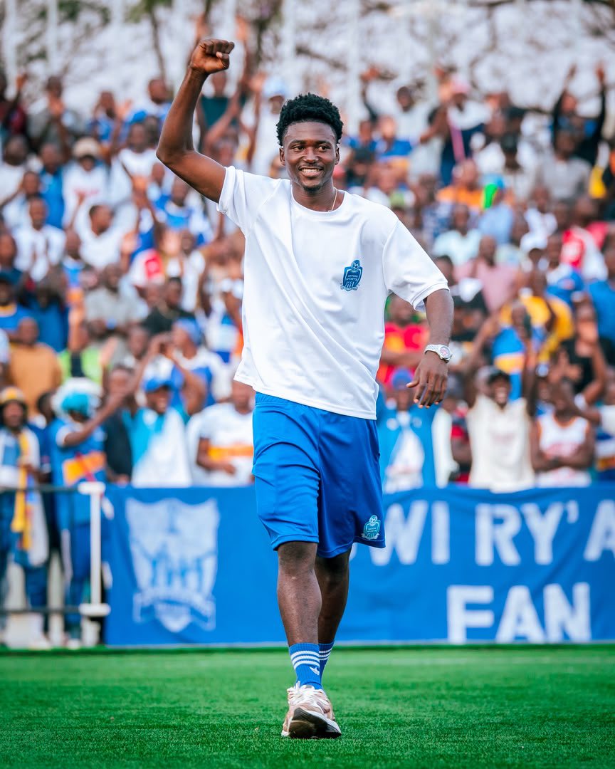 Issa Djiguiba witezwe muri Rayon Sports uyu mwaka hagati mu kibuga