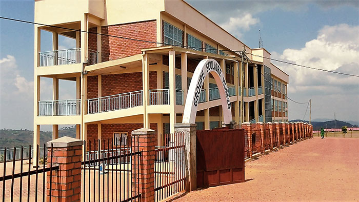 Ababyeyi basabye ko hashakwa abarimu bakibura ngo abana bahabwe amasomo ya Siyansi n'Indimi