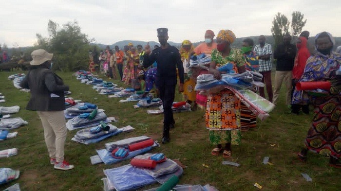 Bishimiye ubufasha bahawe