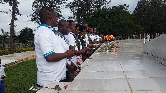 I Kiziguro naho bashyize indabo ku mva zishyinguwemo imibiri y