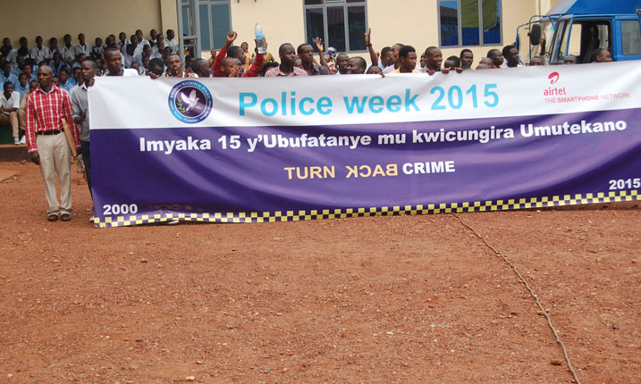 Ibirori by'isabukuru ya Polisi byabanjirijwe n'urugendo rwo kwishimira ibyo imaze kugeraho.