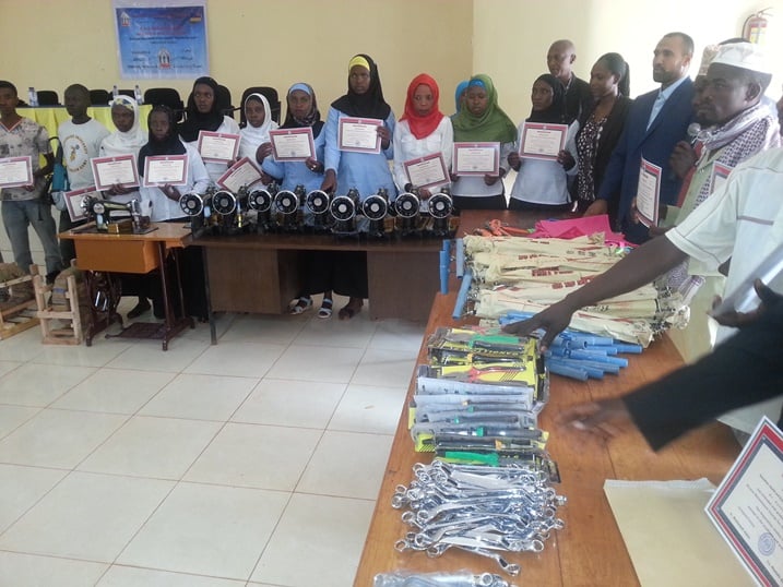 Ibikoresho byatanzwe bifite agaciro ka miliyoni eshanu z'amafaranga y'u Rwanda yatanzwe n'umushinga EHE.