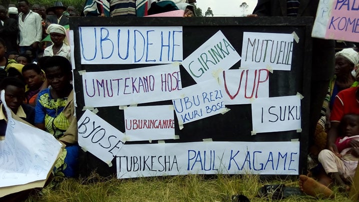Abaturage bo mu Murenge wa Gakenke bashaka ko inyino y