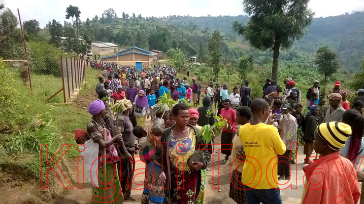 Ibikorwa bifatika ngo ni byo bigomba guherekeza amagambo yo gushima.