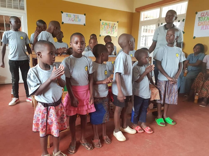 Abana bibumbiye muri Club Ibirezi bagiye gutozwa guharanira uburenganzira bw'umwana