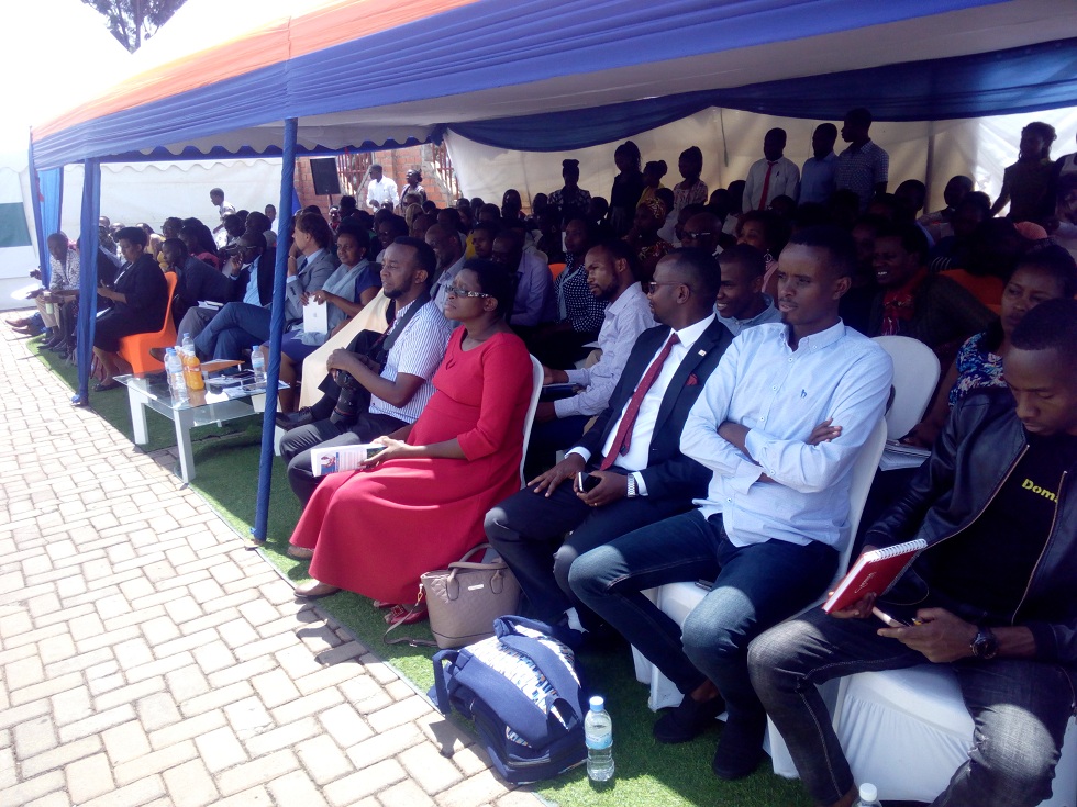 Ibirori byitabiriwe n'abantu batandukanye