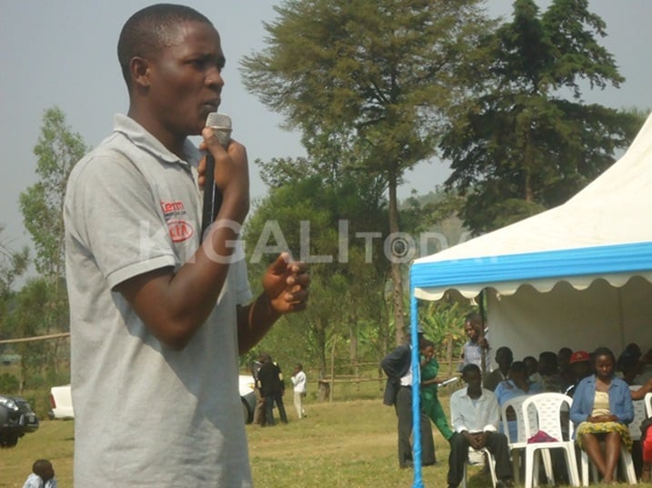 Idrissa ngo bagomba gukoresha imbuga nkoranya mbaga bamagana abaharabika isura y
