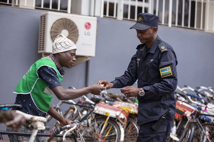 Abo amagare yabo yafatiwe mu makosa nyuma y'ibiganiro bagiranye na Polisi bayasubijwe