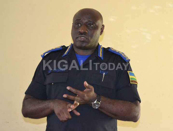 IGP Gasana yibukije abagenzacyaha ko bagomba guhora bihugura.