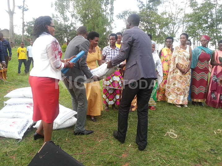 Ihumure bakuye mu rukundo bagaragarijwe ngo riruta ibindi byose umuntu yabaha. 