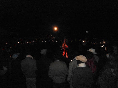 Mu ijoro ryo kwibuka abazize Jenoside mu karere ka Nyabihu hacanwe urumuri rw