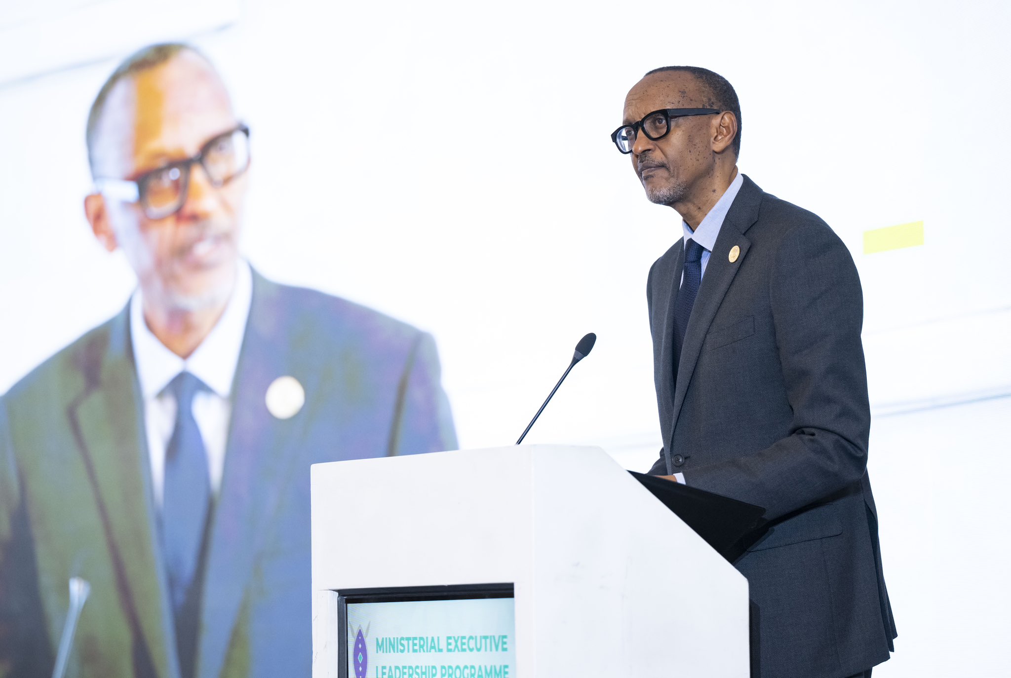 Perezida Kagame atanga ikiganiro