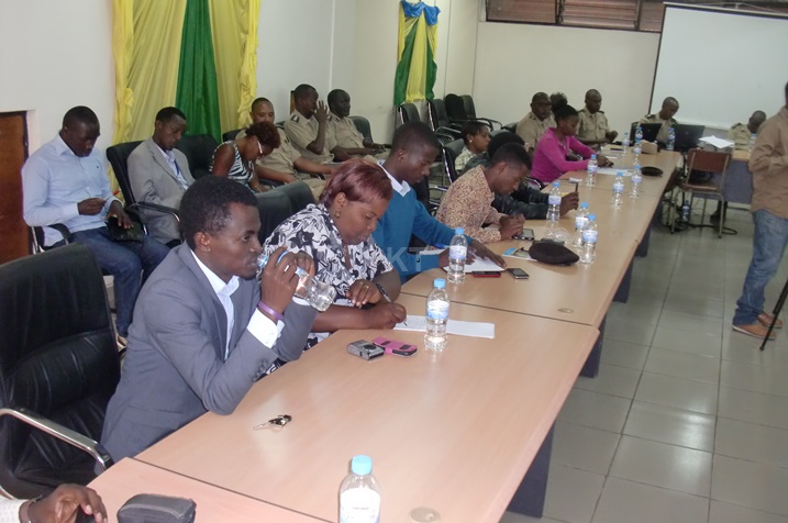 Ikigo gishinzwe amagereza mu Rwanda gishaka guhagarika icanwa ry'inkwi 100%.