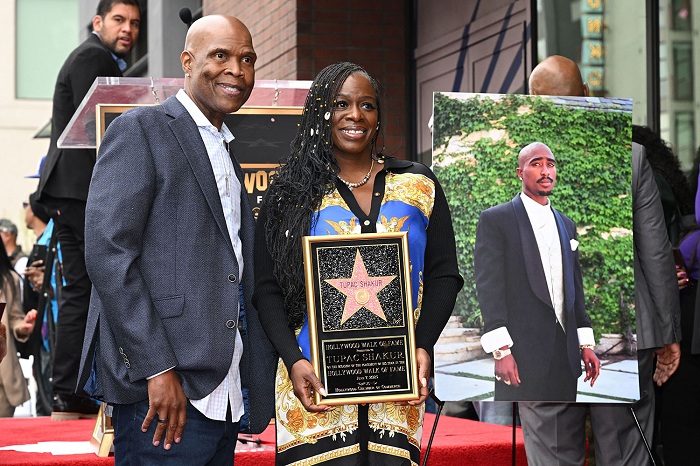 Tupac yahawe Inyenyeri muri ‘Hollywood Walk Of Fame