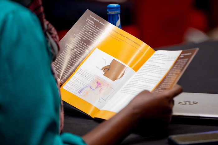 Imbuto Foundation yasohoye ibitabo bishobora gufasha ababyeyi kwigisha abana ubuzima bw