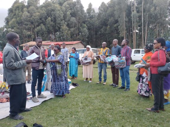 Bageza imfashanyo ku bahuye n