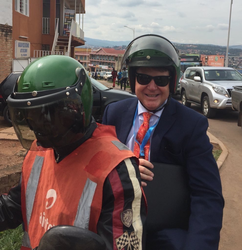 Umuyobozi wa Trade Mark East Africa ari mu bakoze agashya atega moto agiye gusinya amasezerano ya miliyari 45Frw