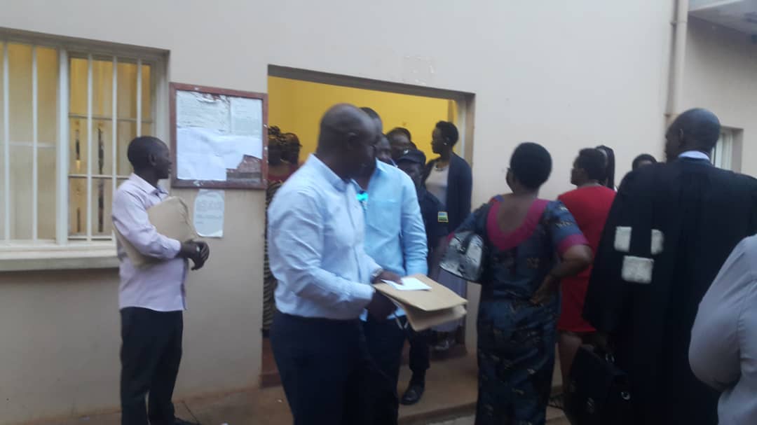 Abahoze ari abakozi ba MINISANTE bakatiwe gufungwa iminsi 30 y