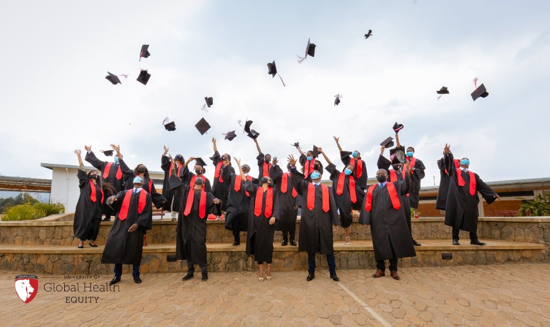 Abaturiye Kaminuza ya UGHE, nabo bagira amahirwe yo kuyihahamo ubumenyi