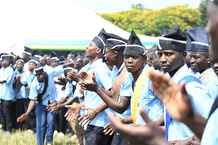 Hari abarangije kugororwa bazaguma Iwawa kuko badafite imiryango bajyamo