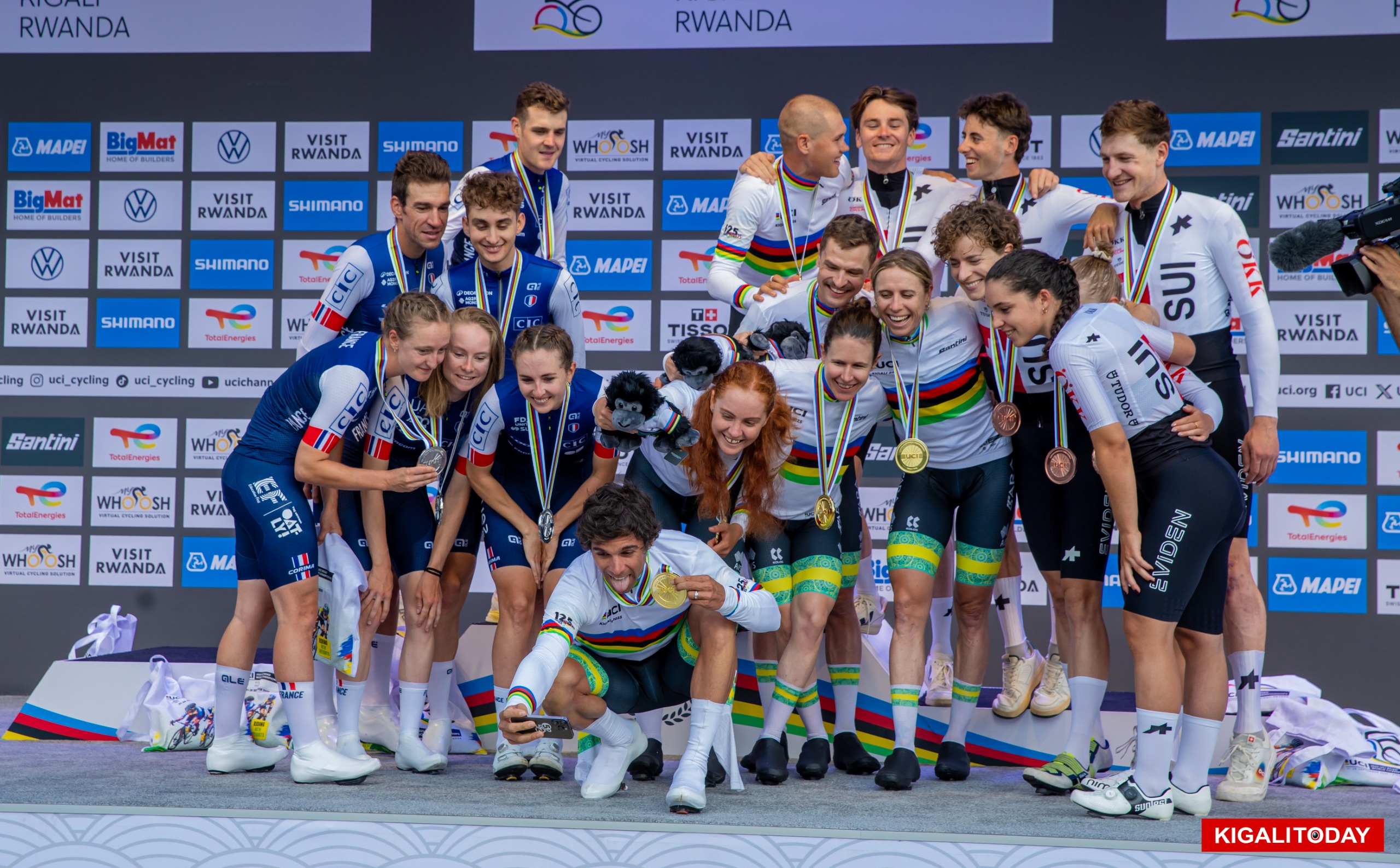 Australia n'u Bufaransa bafatanye ifoto 