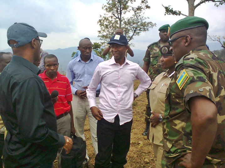 Misitiri Mousa Fazil atangaza ko iyi gereza igiye kubakwa izazanira iterambere akarere ka Nyamasheke.