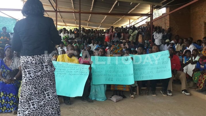 Bavuga ko uretse kuba Kagame yarabakijije intambara y'abacengezi, yanabahaye demokarasi.