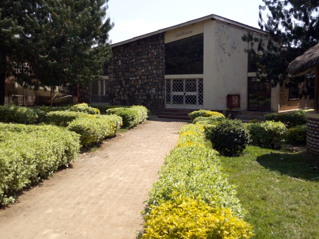 Cantine ya Kaminuza uku niko isigaye imeze kuko ntigikora