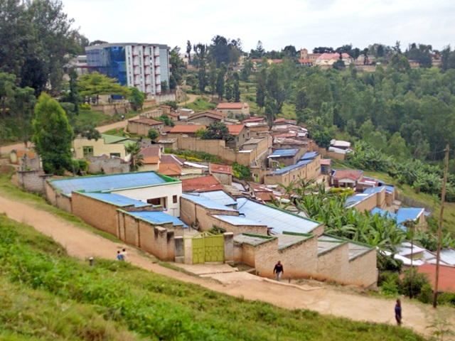 I Madina habaga uturesitora twinshi hakanaba amacumbi abanyeshuri baturagamo
