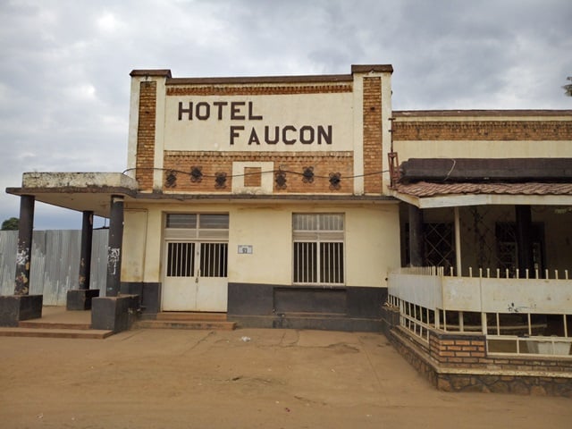 Hotel Faucon yo hari benshi bayiheruka ikoreramo akamodoka kitwaga Melo Twist ubu yarafunze