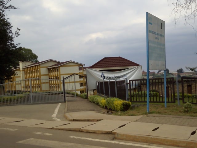 I Mamba amashuri yigirwamo Ubumenyi n'Ikoranabuhanga 