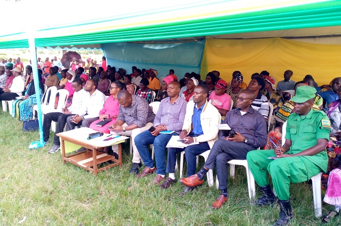Abayobozi batandukanye bitabiriye icyo gikorwa