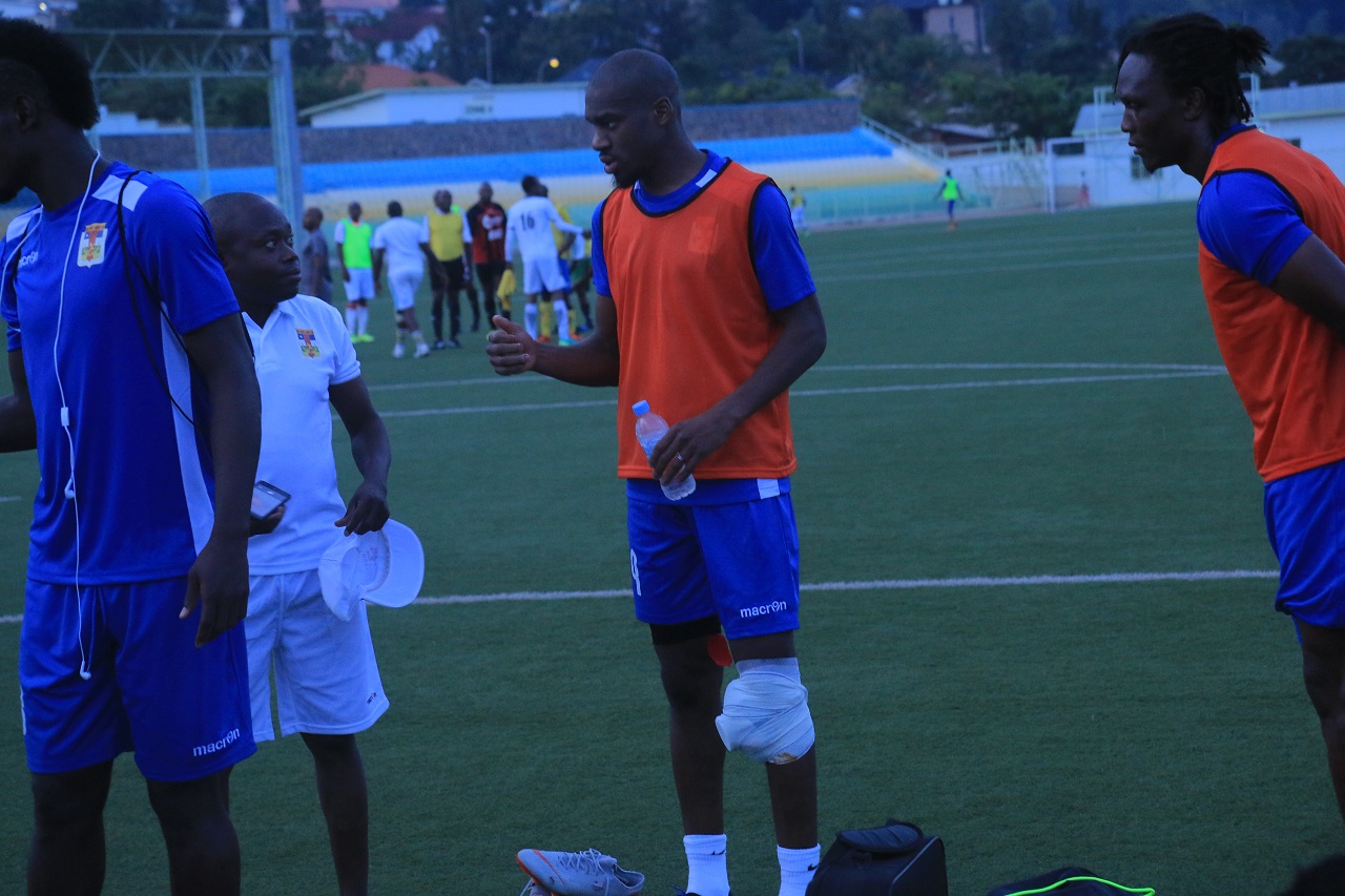 Geoffrey KONDOGBIA yasohotse mu kibuga ahambiriye