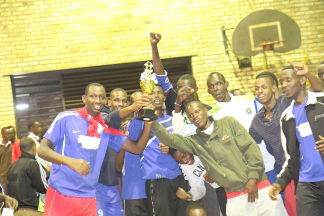 Indatwa za GS Officiel de Butare zishimira igikombe