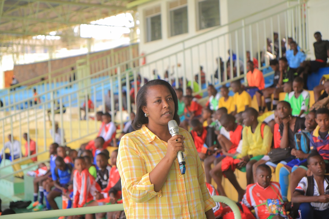 Minisitiri Nyirasafari Esperance yavuze ko biteguye gushyigikira gahunda yo kuzamura impano z'abana