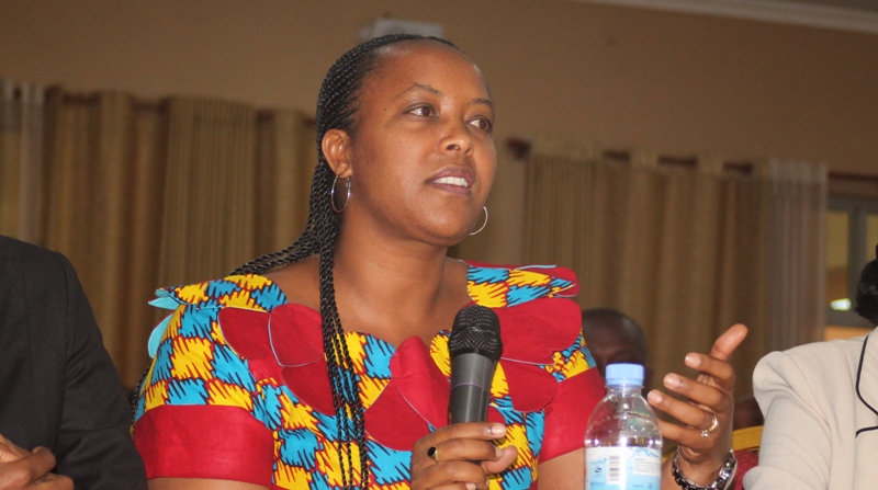 Minisitiri Nyirasafari ni umwe mu bayobozi bafite ubunararibonye muri MIGEPROF ariko ubu yerekeje muri MINISPOC