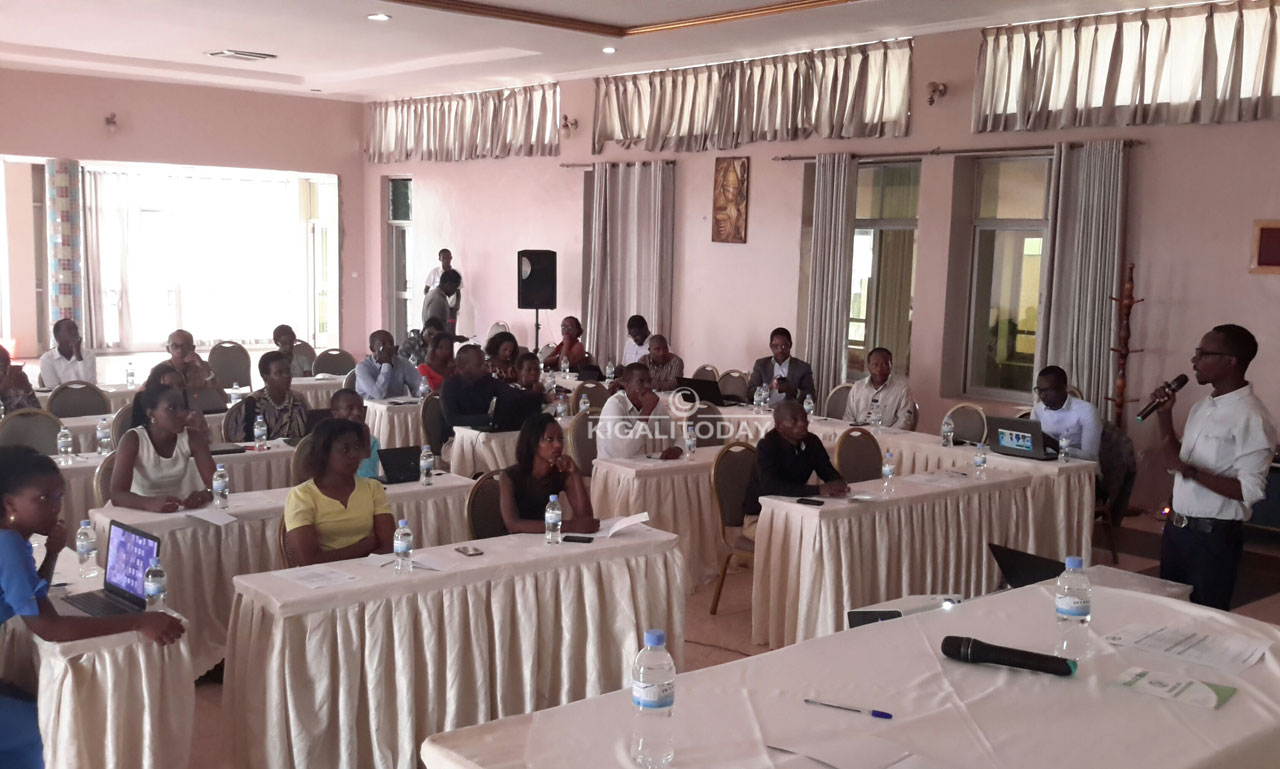 Imiryango ya sosiyete sivile yifuza ko abagore baba benshi mu bahatanira kuyobora igihugu mu Rwanda.