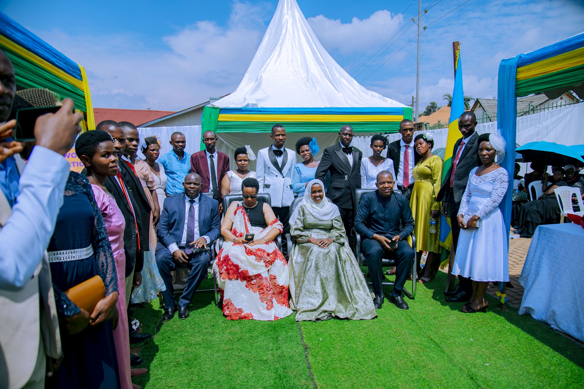 Abayobozi mu Karere, abo mu matorero n'amadini ndetse n'abashyingiranwe imbere y'amategeko barishimira ko iyi miryango igiye kurushaho kubana neza no gutera imbere