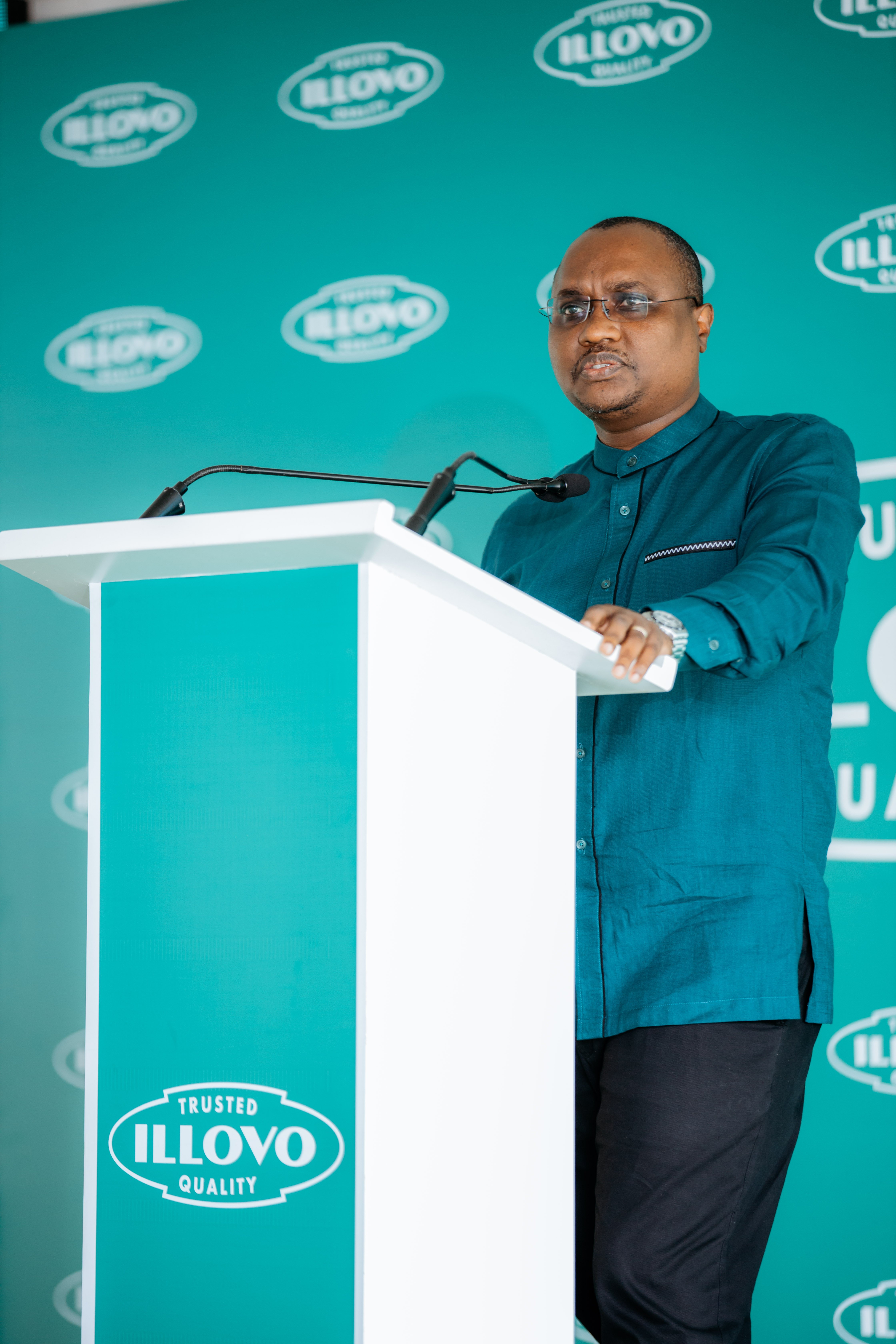 Minisiti w'ubucuruzi n'inganda avuga ko kuza kuri iyi sukari ari kimwe mu bisubizo by'ibibazo by'isukari