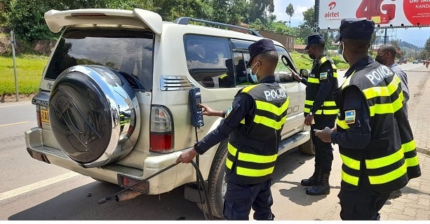 Basanze imodoka nyinshi zisohora imyuka yanduza ikirere ku gipimo cyo hejuru