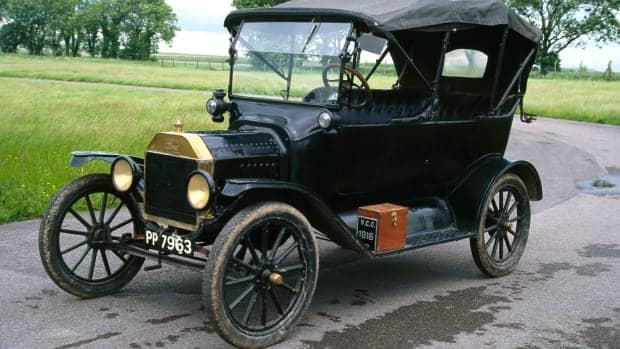 Imodoka ya mbere yakozwe na Benz yitwaga Patent-Motorwagen