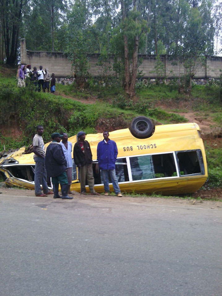 Abari aho iyi mpanuka yabereye bavuga ko ishobora kuba yatewe n'umuvuduko mwinshi.