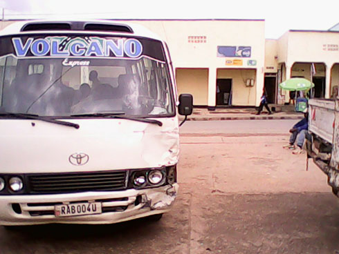 Volcano niyo yagonganye nubwo itangiritse cyane.