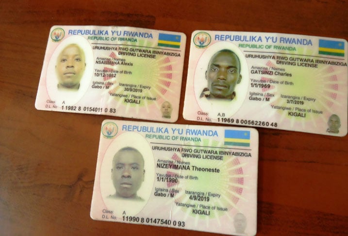 Impushya mpimbano zafashwe na Polisi.
