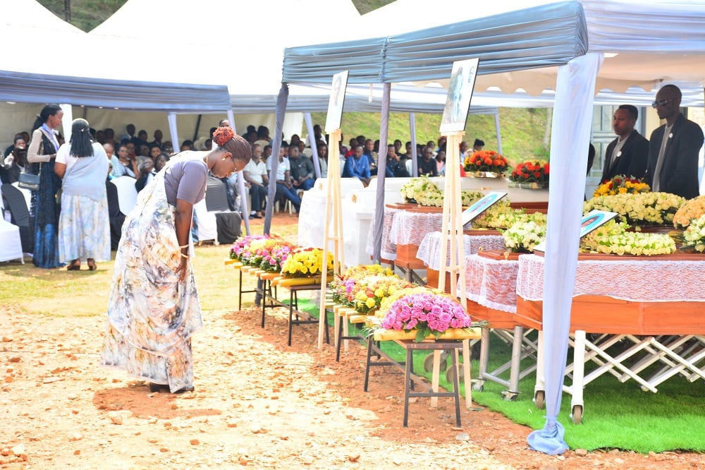 Hashyinguwe imibiri 47 yabonetse n'iyari iri mu mva zo mu ngo
