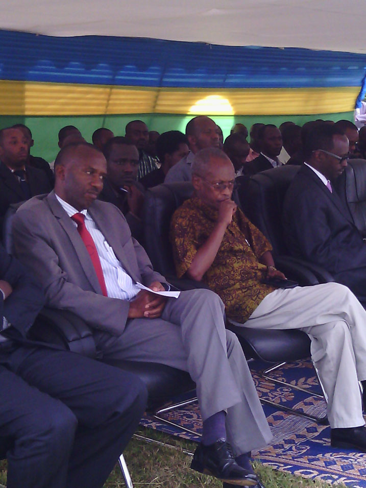 Inama yitabiriwe na bamwe mu basenateri.