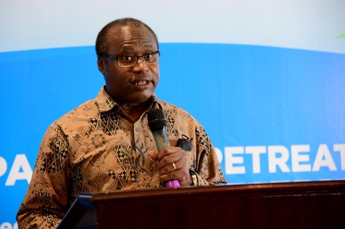  Minisitiri Dr Uzziel Ndagijimana atangiza inama y'abafatanyabikorwa b'u Rwanda