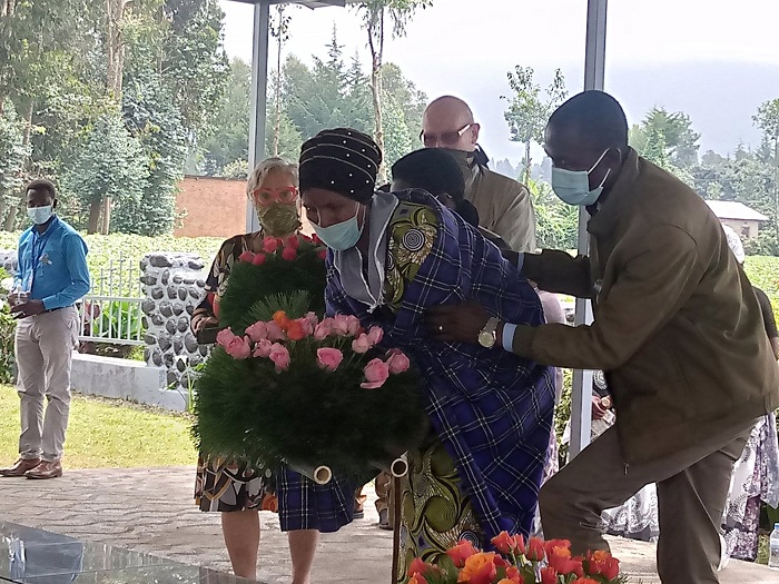 Bashyize indabo ahashyinguwe imibiri y'abazize Jenoside